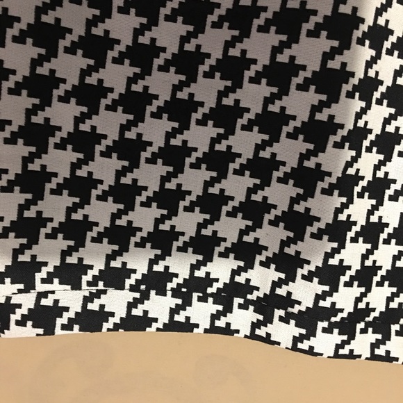 Brand new Michael Kors wool pencil skirt - Picture 4 of 7